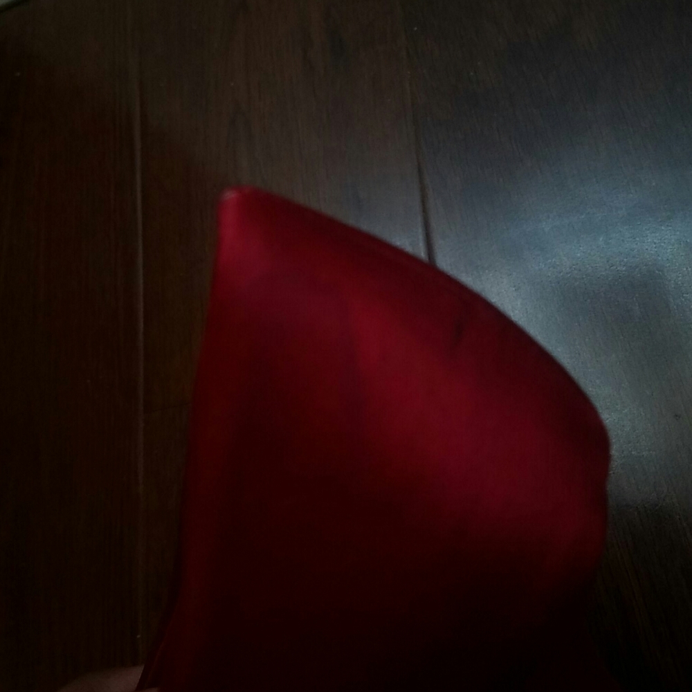 Bold Red pumps - Picture 8 of 8